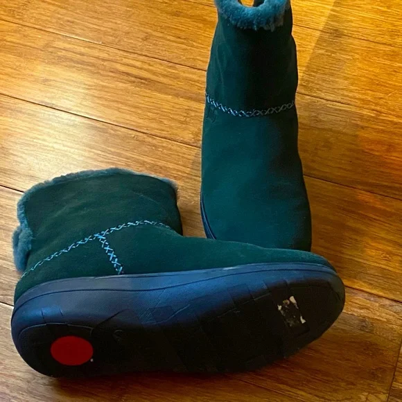 NWOT Fitflop Boots sz. 8.5 in Racing Green - real shearling and suede - Picture 5 of 6